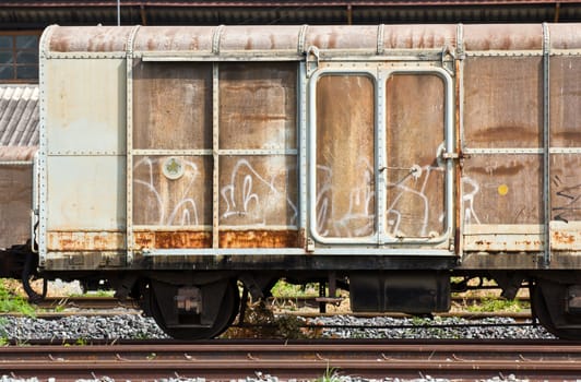 Railroad container doors with more rusty old