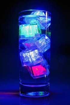 Luminous ice floes to have fun