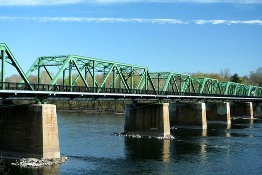 A Metal bridge over the Delaware river