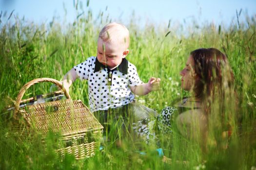 family picnic mother and child