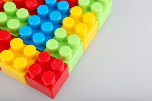 Plastic building blocks