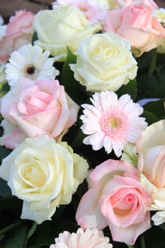 pink and white mixed floral arrangement roses and gerberas