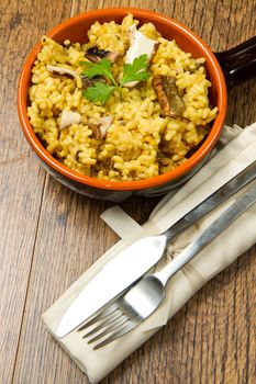 risotto with saffron and mushrooms