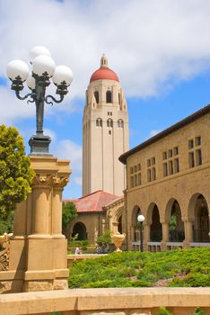 Hoover Tower at Stanford University is flanked by the Collonade and a lamp post