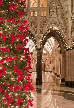 The canadian Parliament Hall of Honour decorated for the Holiday season.
