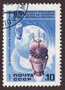 USSR - CIRCA 1987: A post stamp printed in USSR shows Soviet Vostok 3 and Vostok 4 space ships, circa 1987