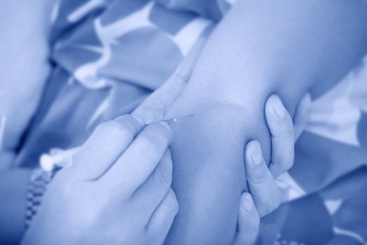 Doctor given a vein injection