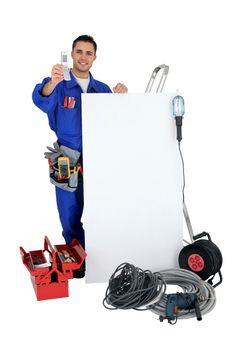 electrician showing phone