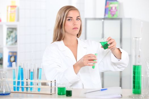Student in chemistry
