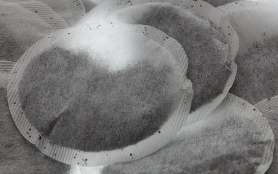 Round preforated tea bags full of english tea