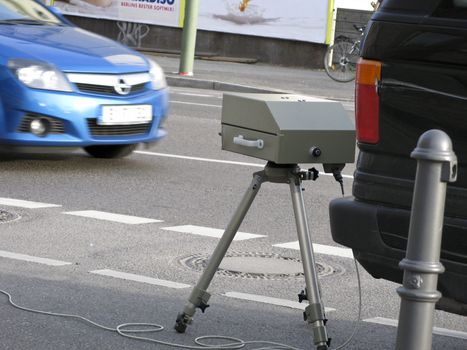 a speeding control device measuring the speed of cars in berlin, germany