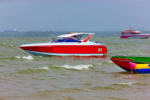 Many passengers on the boat to go island in Thailand