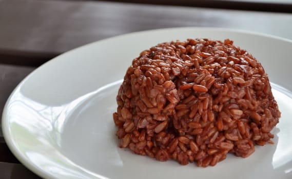 Coarse rice in white dish