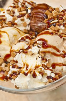 hot fudge sundae