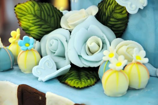 Flowers cake decoration 