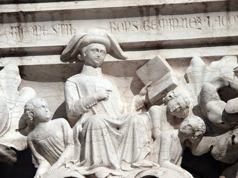 Venice - the unique beauty of the capitals of the columns of the Ducal Palace