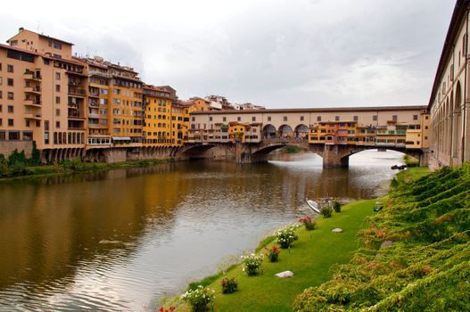 View of Arno river and Ponte vecchio � Firenze - Italy