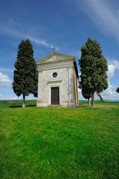 Cappella di Vitaleta , Val d'Orcia in Tuscany, Italy.