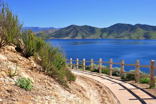 View of a hiking path which looks out on Diamond Valley Lake in Hemet, California.