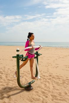 A fitness machine on the beach, an ideal workout location