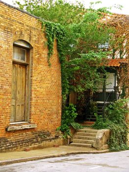 A old apartment house on a side street in downtown Nacogdoches Texas