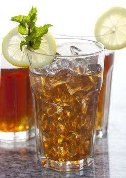 Fresh Ice Tea with lemon and peppermint