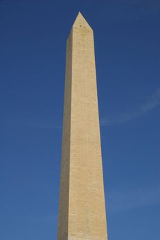 Tall prominent Washington Monument structure in Washington DC USA