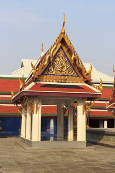 Pavilion for relaxing in the Wat Phra Kaew.