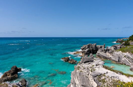 Landscape of Horseshoe Bay in Bermuda on a sunny day.