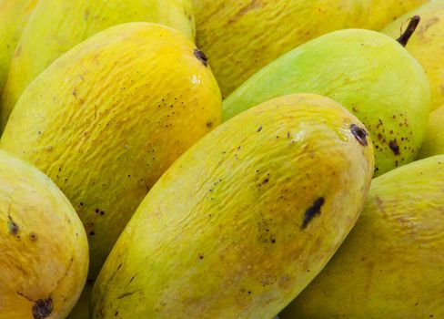 Ripe mangoe
