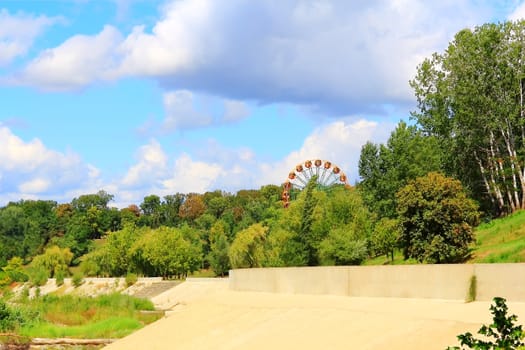 Image with park of amusement and wheel review