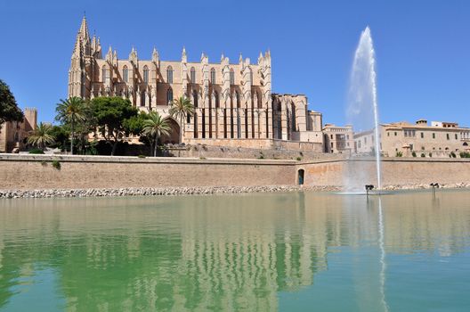 View of Cathedral Le Seu, Palma de Mallorca, Spain