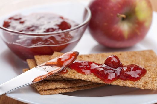 crispbread with jam