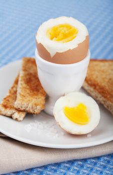 boiled egg in eggcup 