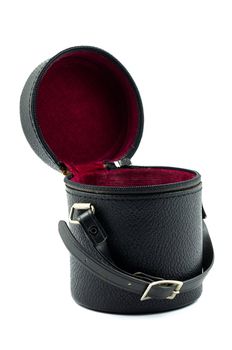 leather len case vintage style