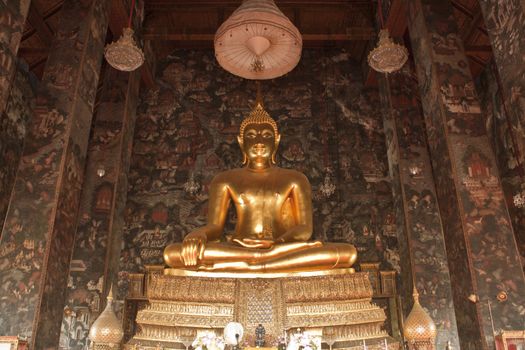 Buddha statue, Looking at the temple in Thailand.