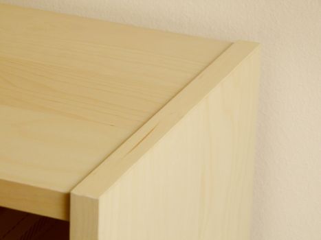 beech wood board bookcase detail