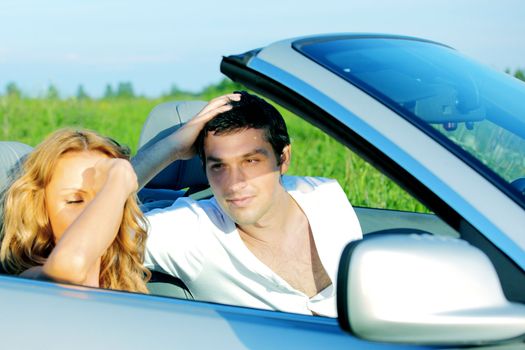funey friends in dance car