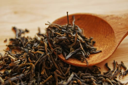 Closeup of set of China tea on bamboo mat