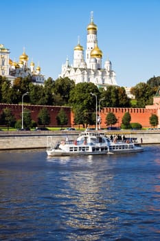  Famous Moscow Kremlin and Moskva river, Russia