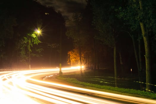 Traffic in the city by night