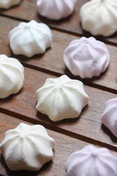 mini meringues