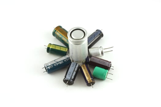 Electronic components - capacitors