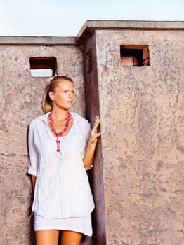 Girl outdoor, white dressed