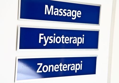 Massage in denmark in a chiropractise clinic (real situation)
