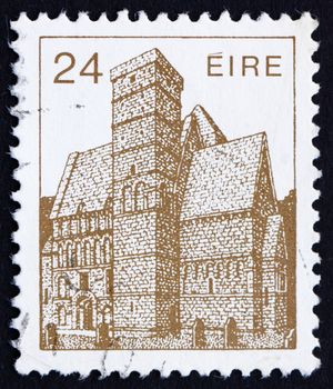 IRELAND - CIRCA 1985: a stamp printed in the Ireland shows Cormac�s Chapel, Rock of Cashel, Cashel, Ireland, circa 1985