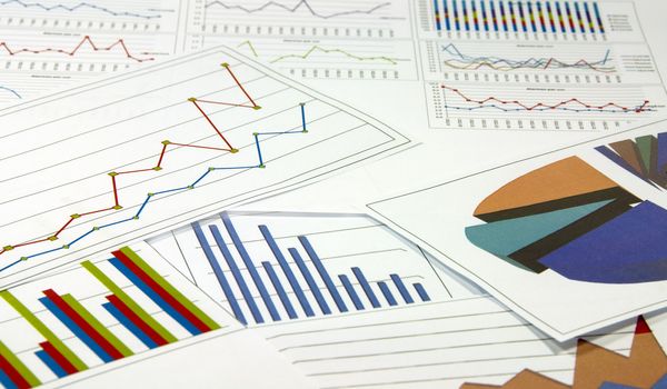 data graphics analysis in colors on a table