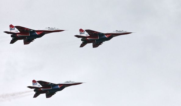 Aerobatic team 'Swifts' on the MiG-29 fighter performs aerobatics demonstration