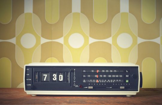 Wake up! vintage alarm clock radio 