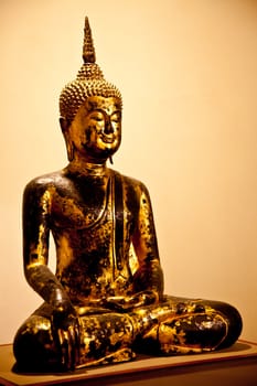 Iconic image of a classical Buddha figure